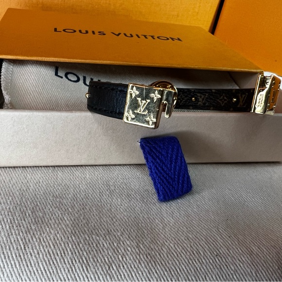 Louis Vuitton Reversible Bracelet Full Inclusion - Picture 5 of 11
